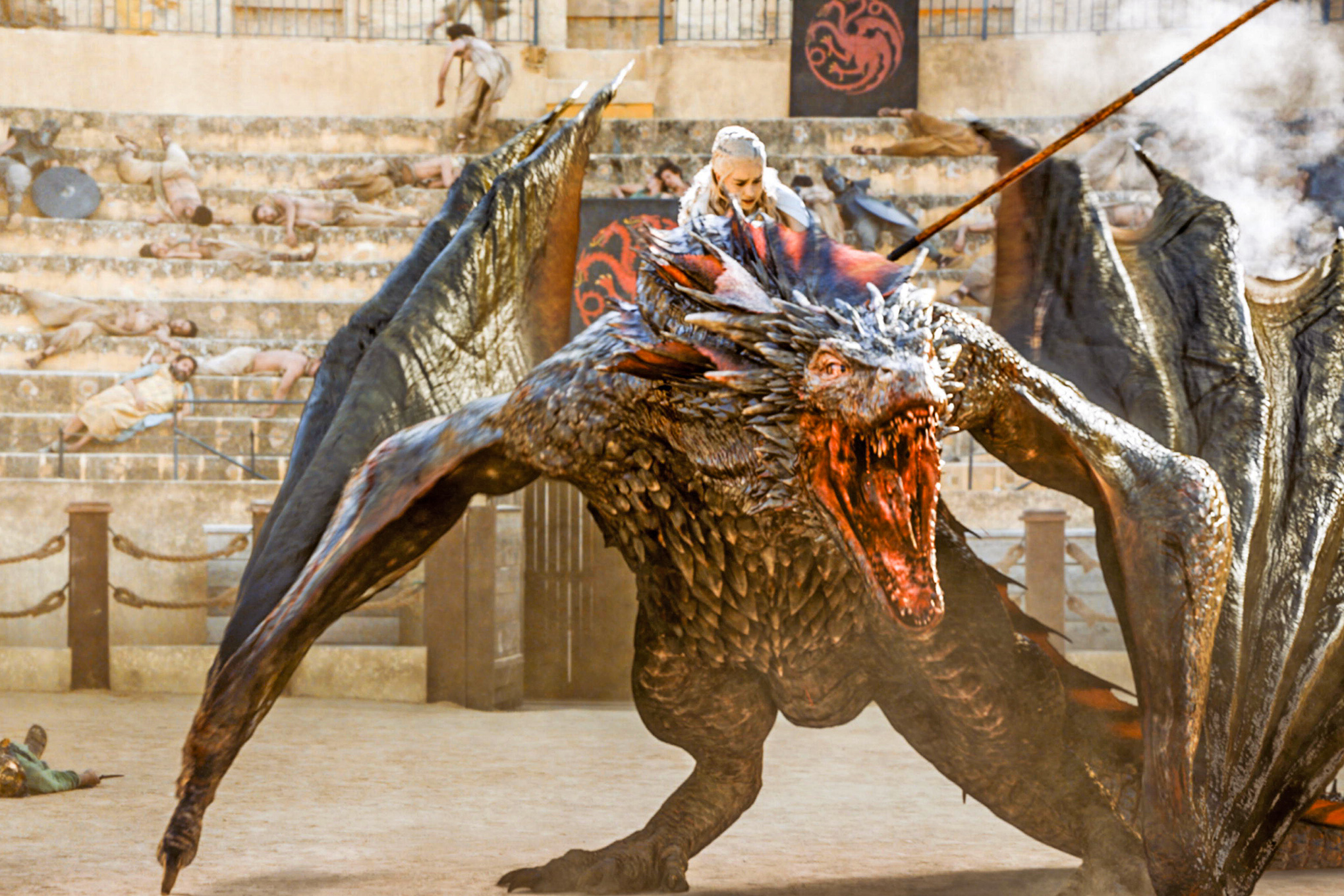 daenerys-dragon-game-of-thrones02-marathipizza