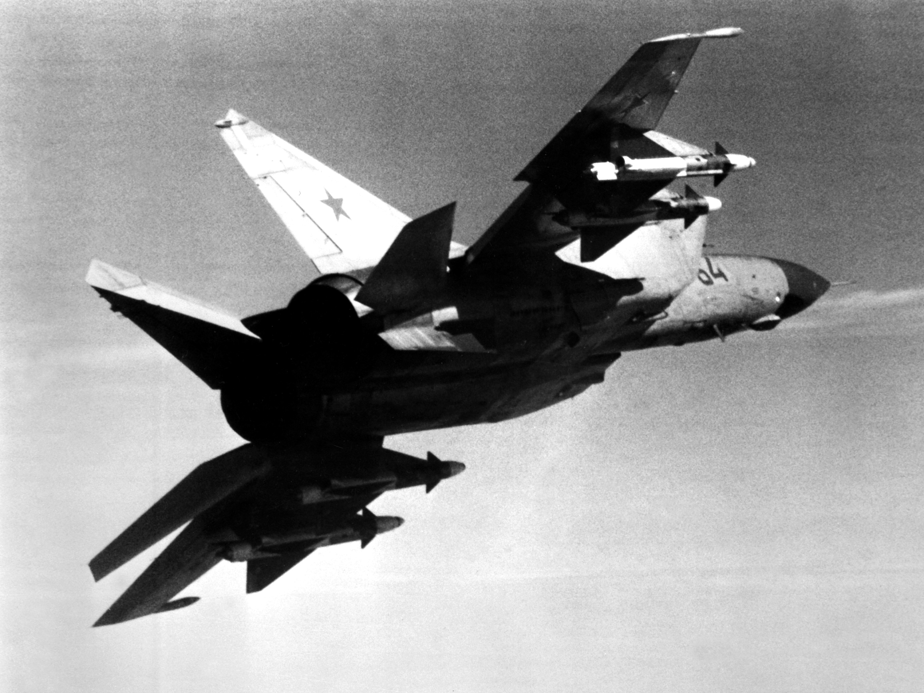 Soviet_MiG-25-marathipizza