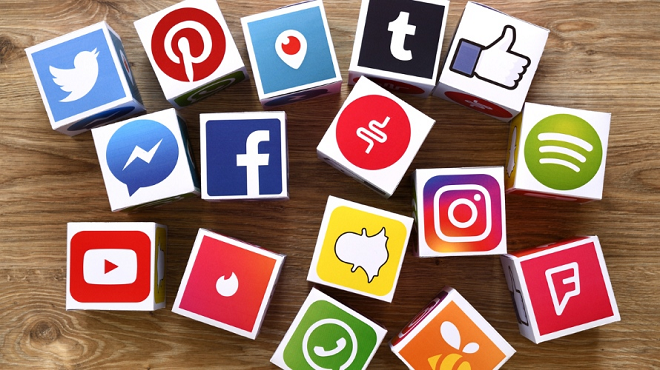 social media platforms inmarathi