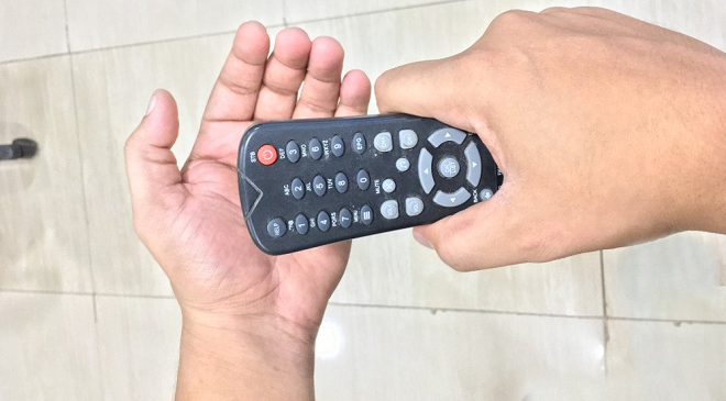 beating remote featured inmarathi