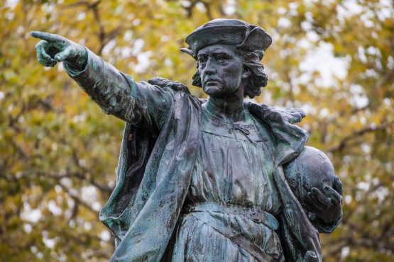 Christopher Columbus Statue-inmarathi