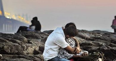 lovers at public place InMarathi