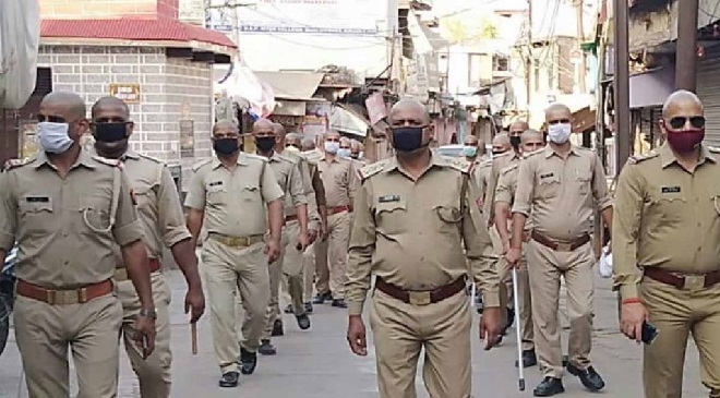 fatehpur police inmarathi