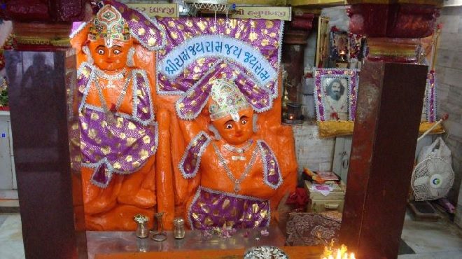 hanuman and makardhwaja temple inmarathi