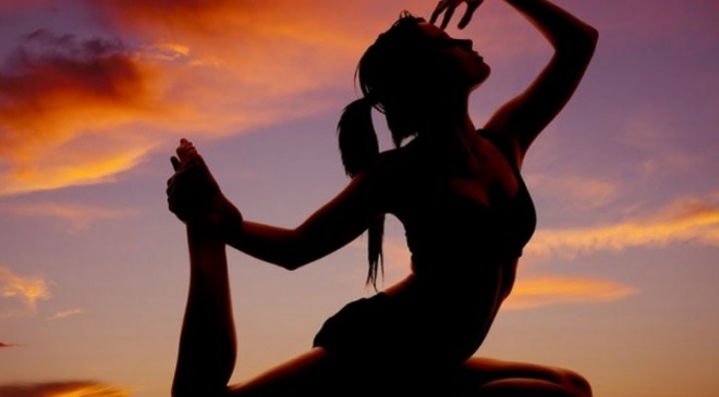 woman yoga inmarathi