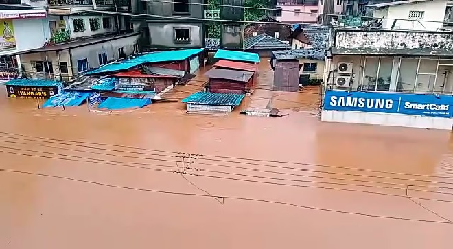 shops in flood inmarathi