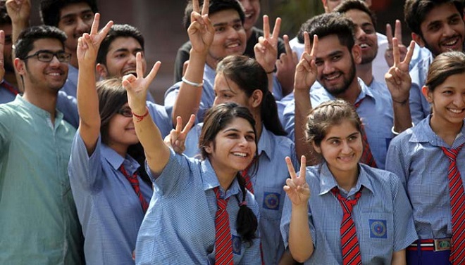 happy students InMarathi