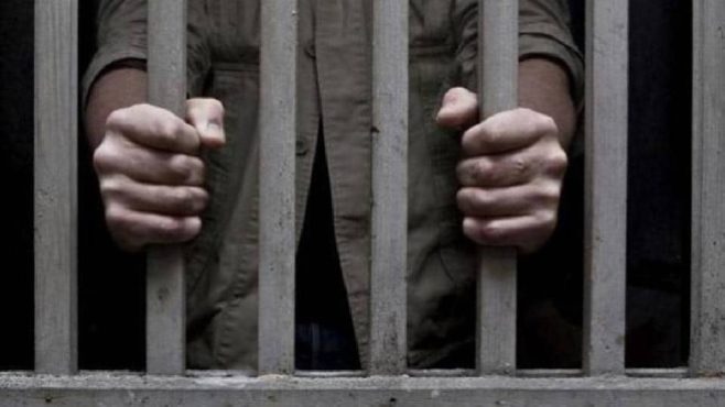 prisoner in jail inmarathi